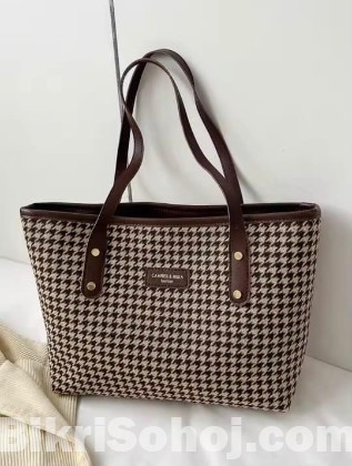 Grameen check tote bag